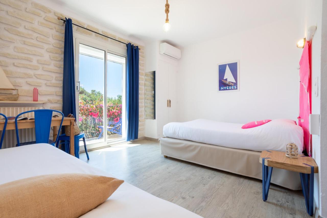 Hotel Almanarre Plage - Hotel Eco-Responsable Face A La Mer Hyeres Exterior photo